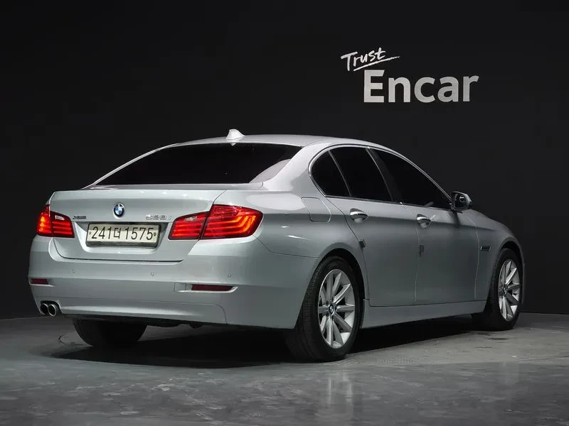 BMW 528 i, снимка 2 - Автомобили и джипове - 54591300