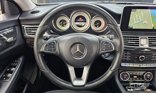 Mercedes-Benz CLS 350 d 4MATIC | ШИБЕДАХ | 360 КАМЕРА | ОБДУХВАНЕ | , снимка 12 - Автомобили и джипове - 54727468
