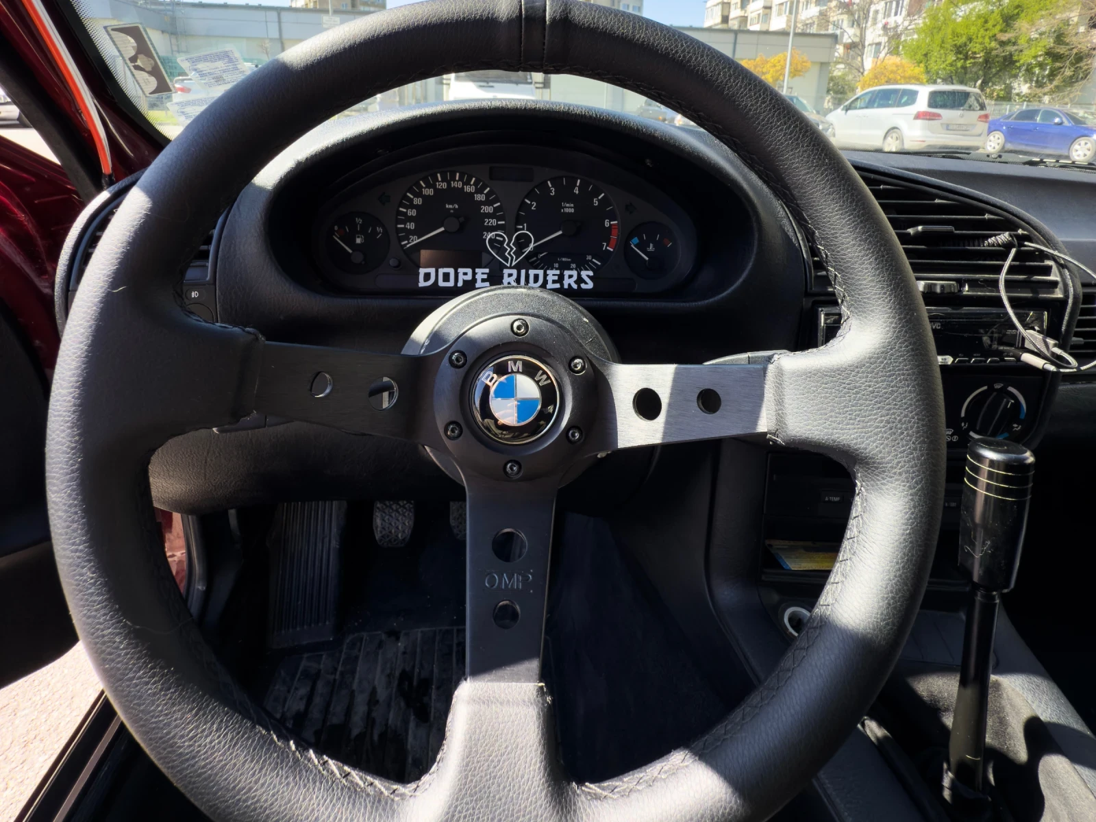 BMW 318  - изображение 10