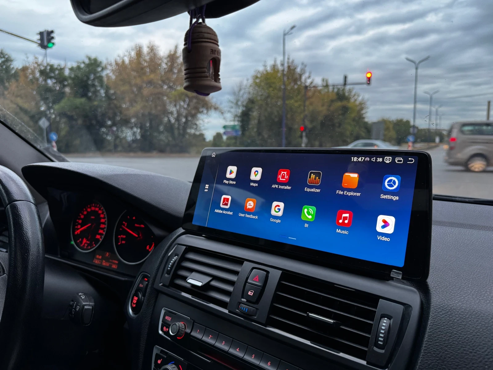 BMW 118 118D - изображение 10