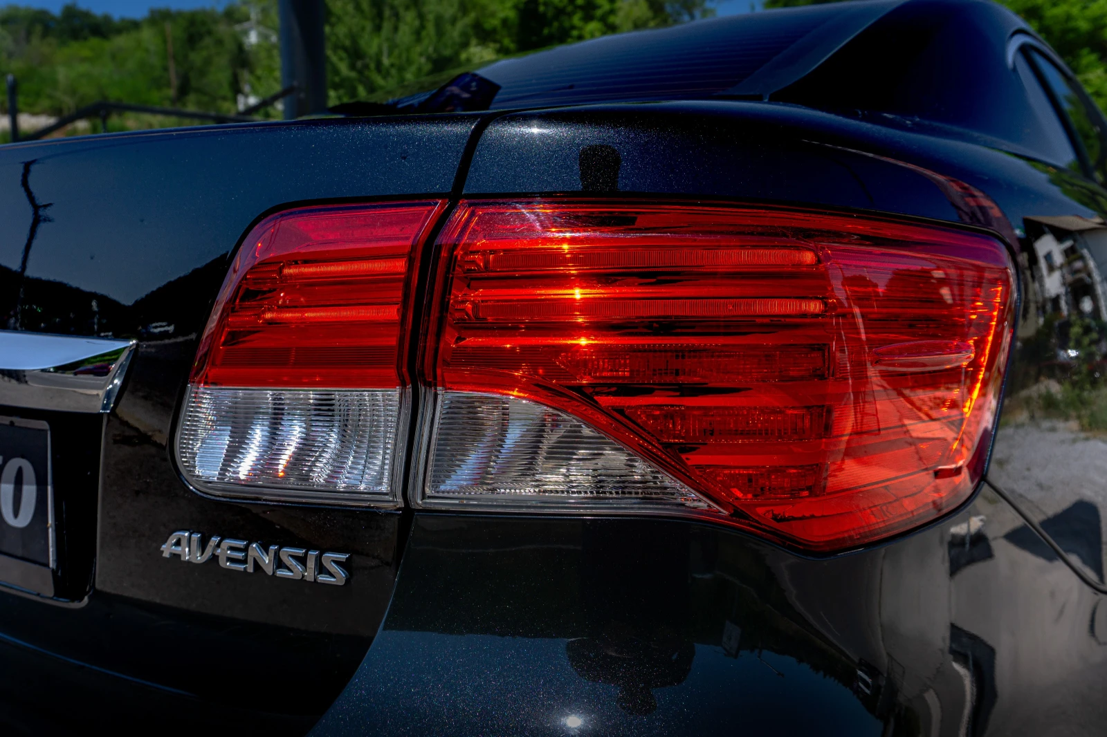 Toyota Avensis 2.0 D-4D С Гаранция! МНОГО ДОБРО СЪСТОЯНИЕ! - изображение 9