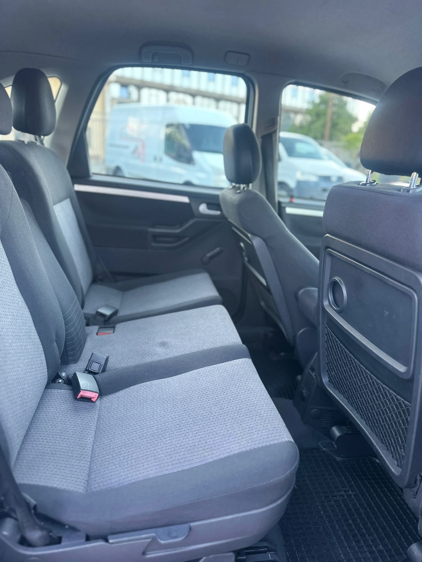 Opel Meriva 1.7D-75кс - изображение 9