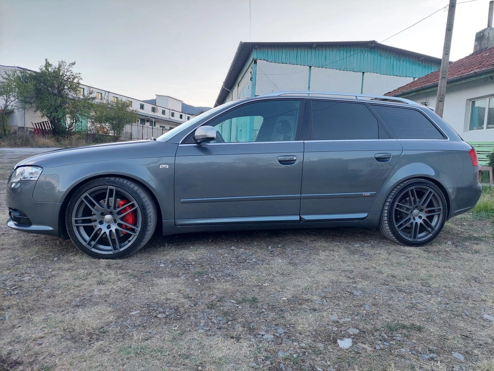 Audi A4  - изображение 2