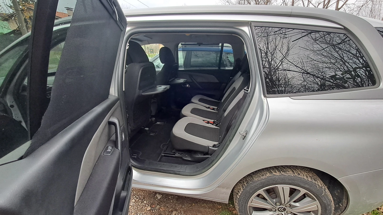 Citroen Grand C4 Picasso 1.6 E-HDI. Euro5B - изображение 10