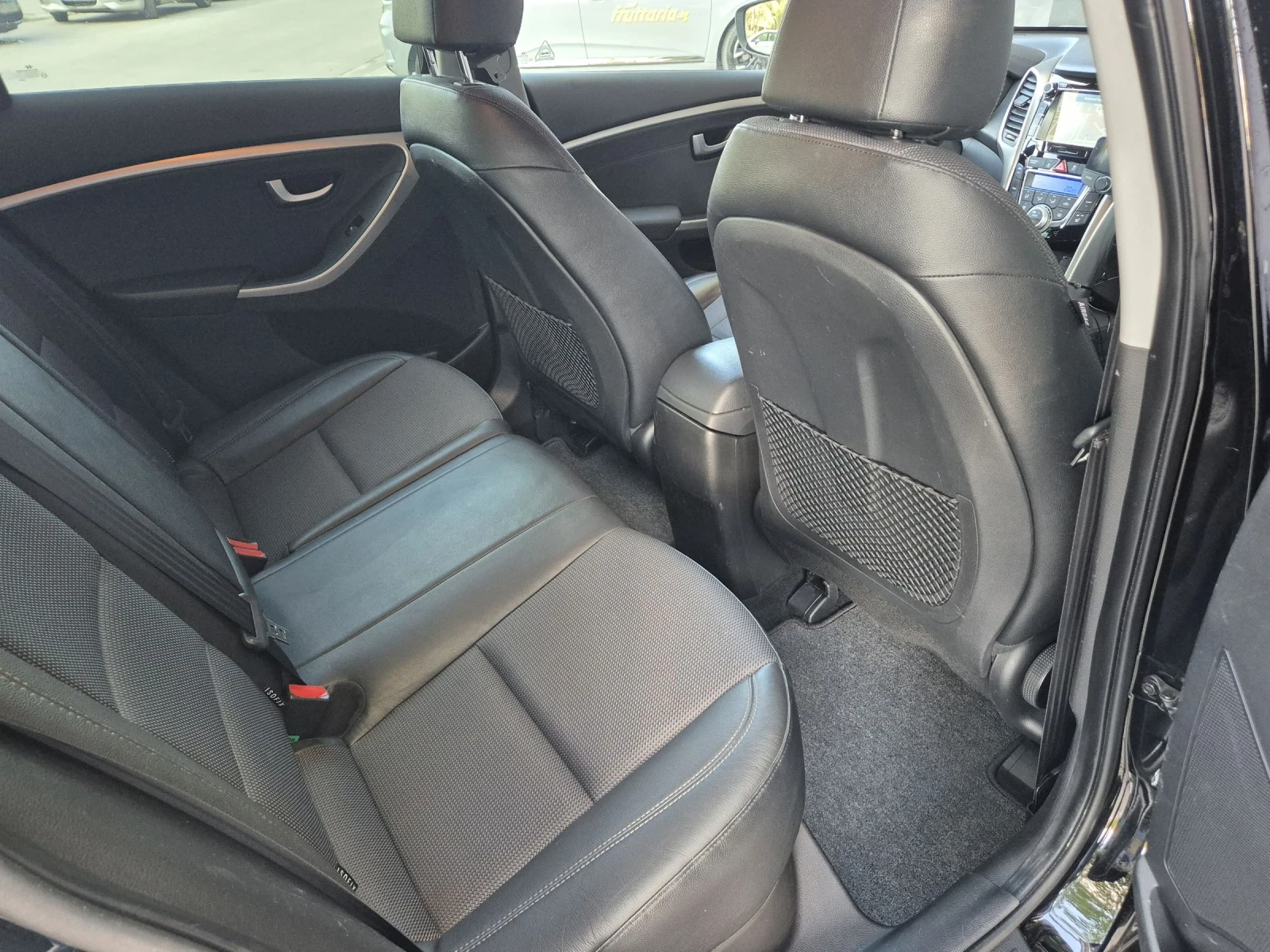 Hyundai I30 1.6 CRDI#NAVI# | Mobile.bg — изображение 12