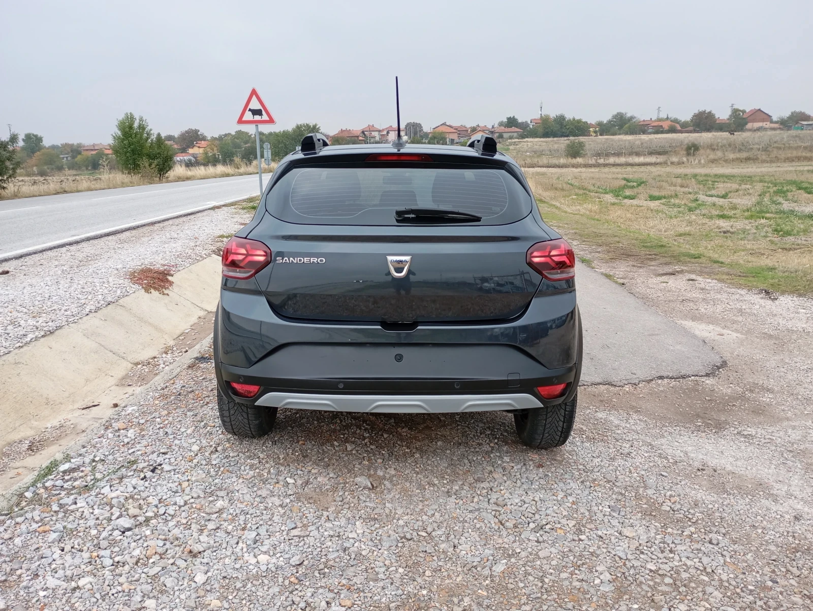 Dacia Sandero Stepway 1.0 - изображение 7