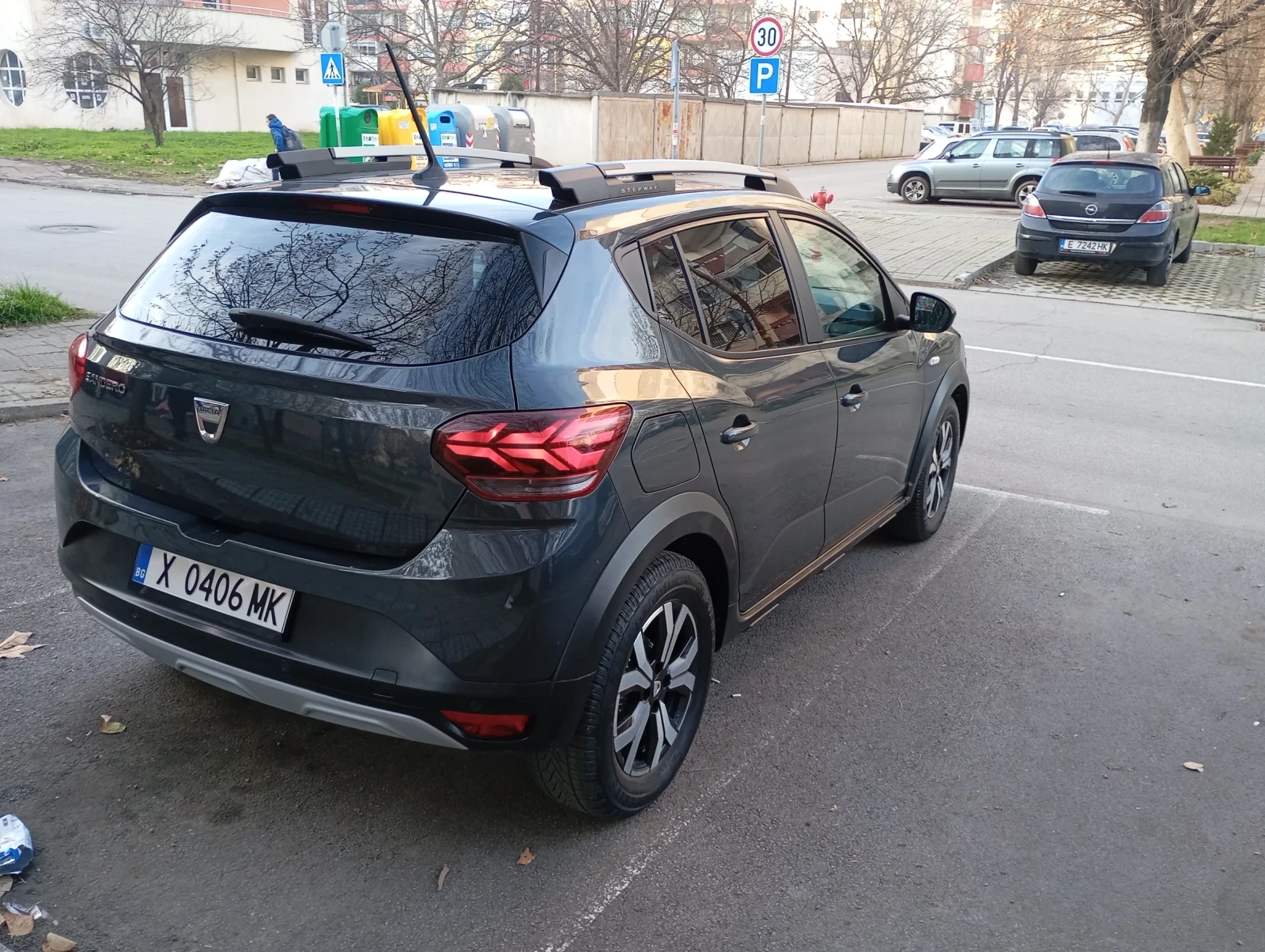 Dacia Sandero Stepway 1.0 - изображение 4