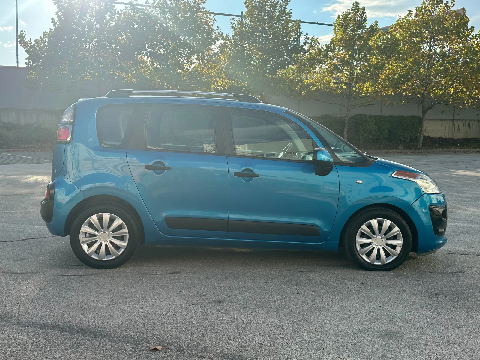 Citroen C3 Picasso Гаранция/1.4i 95 к.с. Газ/бензин | Mobile.bg — изображение 5