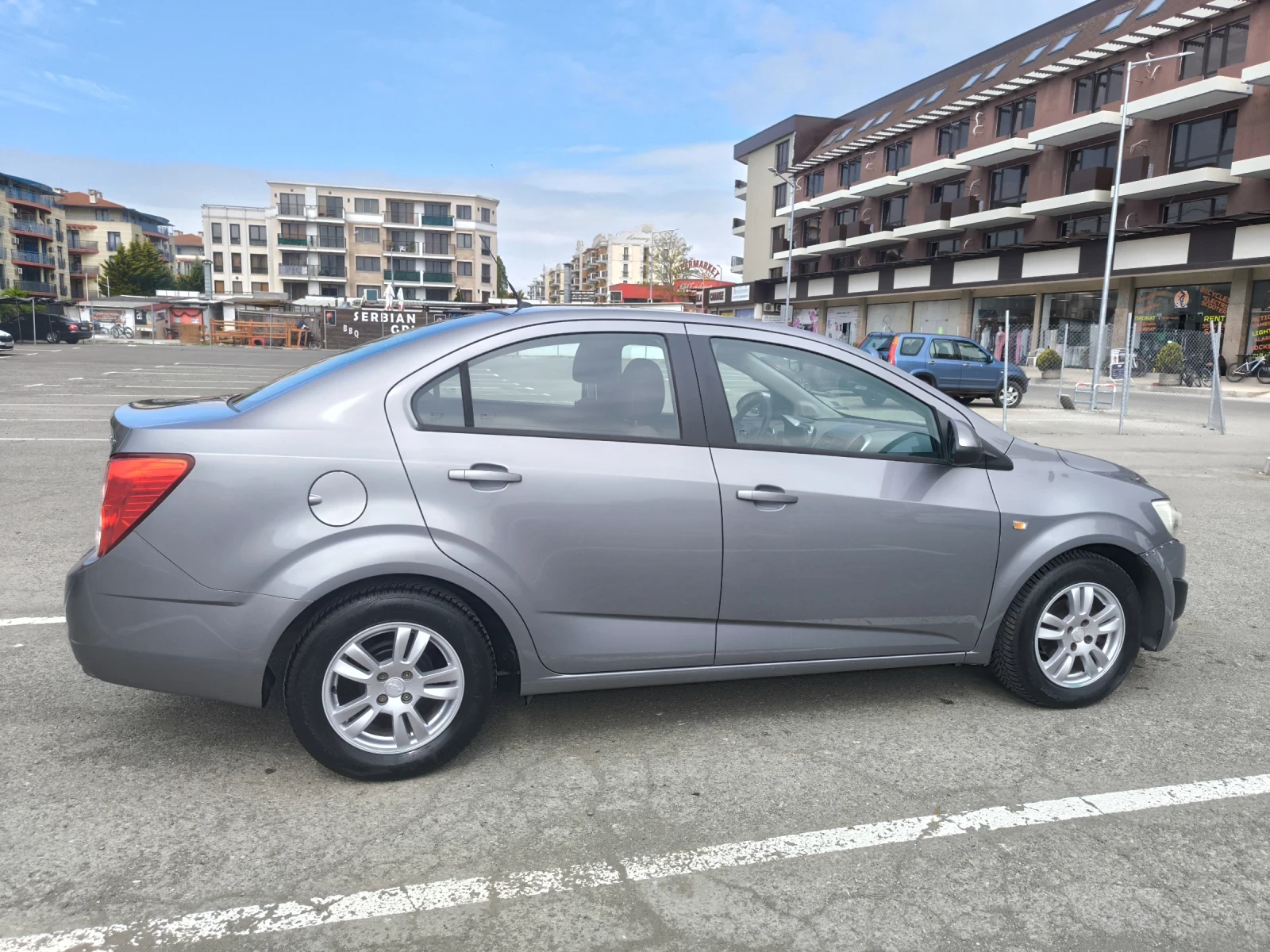 Chevrolet Aveo, снимка 8 - Автомобили и джипове - 54482100