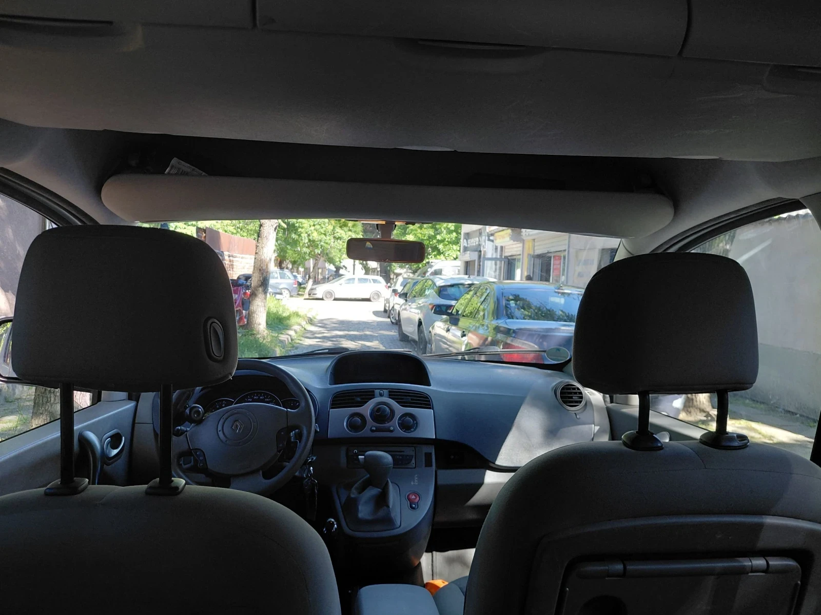 Renault Kangoo 1.6, снимка 10 - Автомобили и джипове - 54610258