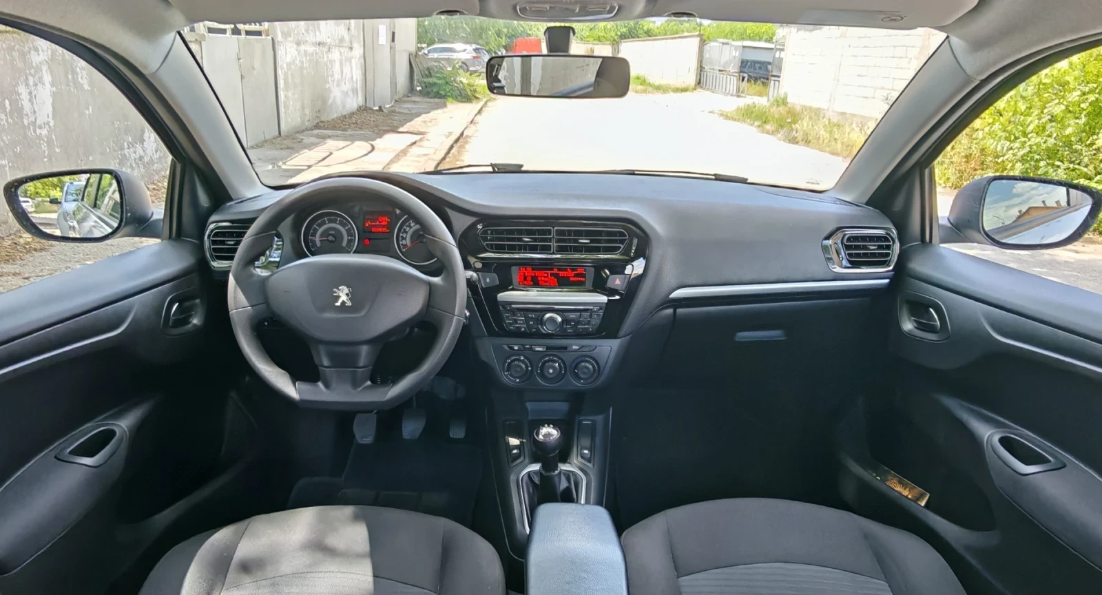 Peugeot 301 1.6HDI 92к.с КЛИМАТИК* USB* ISOFIX* Bluetooth , снимка 8 - Автомобили и джипове - 54702051