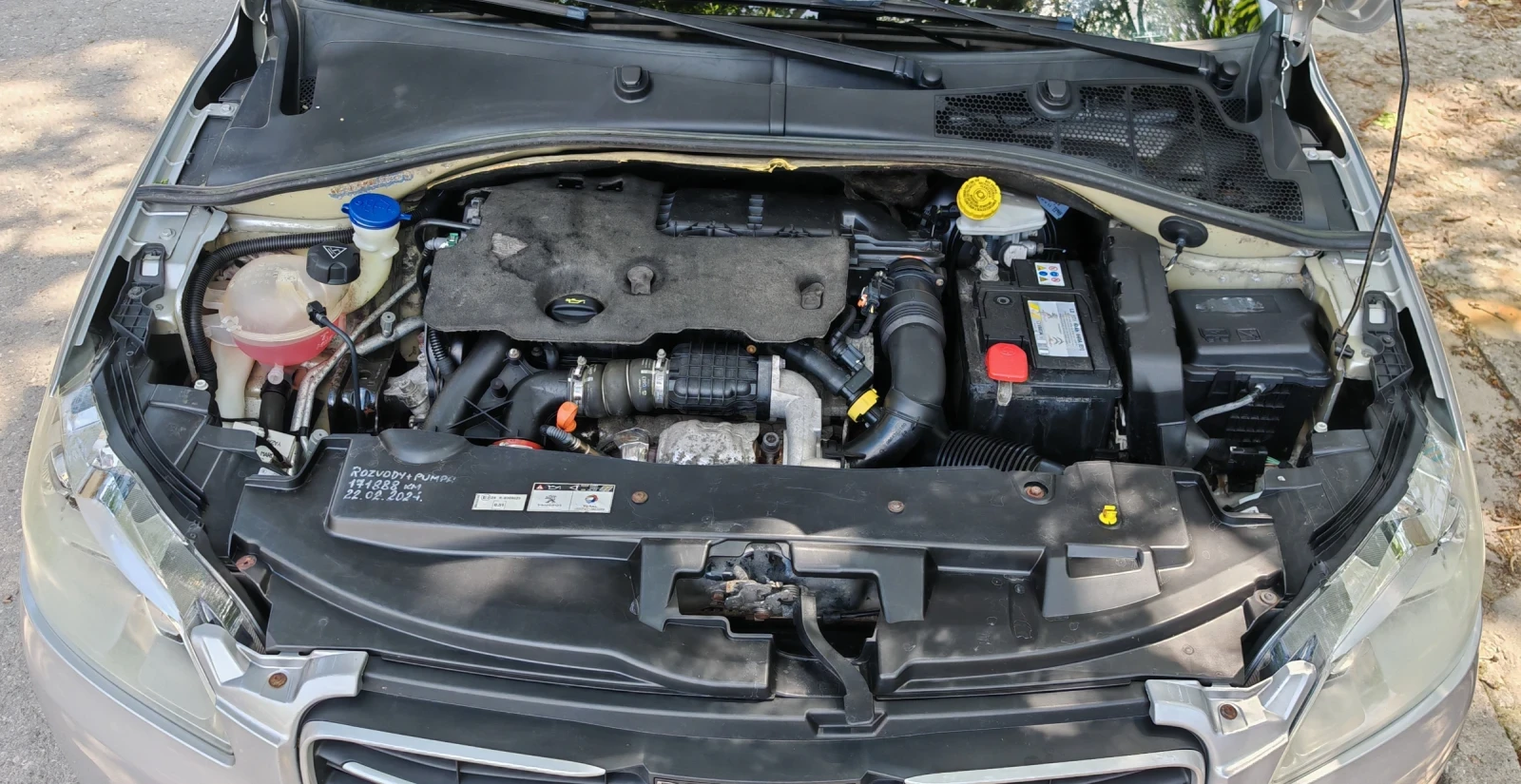 Peugeot 301 1.6HDI 92к.с КЛИМАТИК* USB* ISOFIX* Bluetooth , снимка 12 - Автомобили и джипове - 54702051