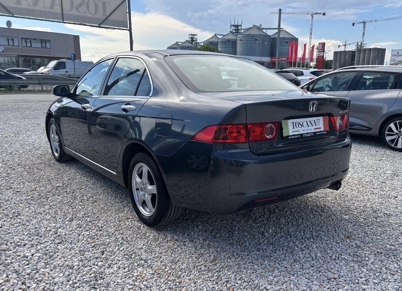 Honda Accord 2.0i* Навигация* Кожа, снимка 3 - Автомобили и джипове - 54844837