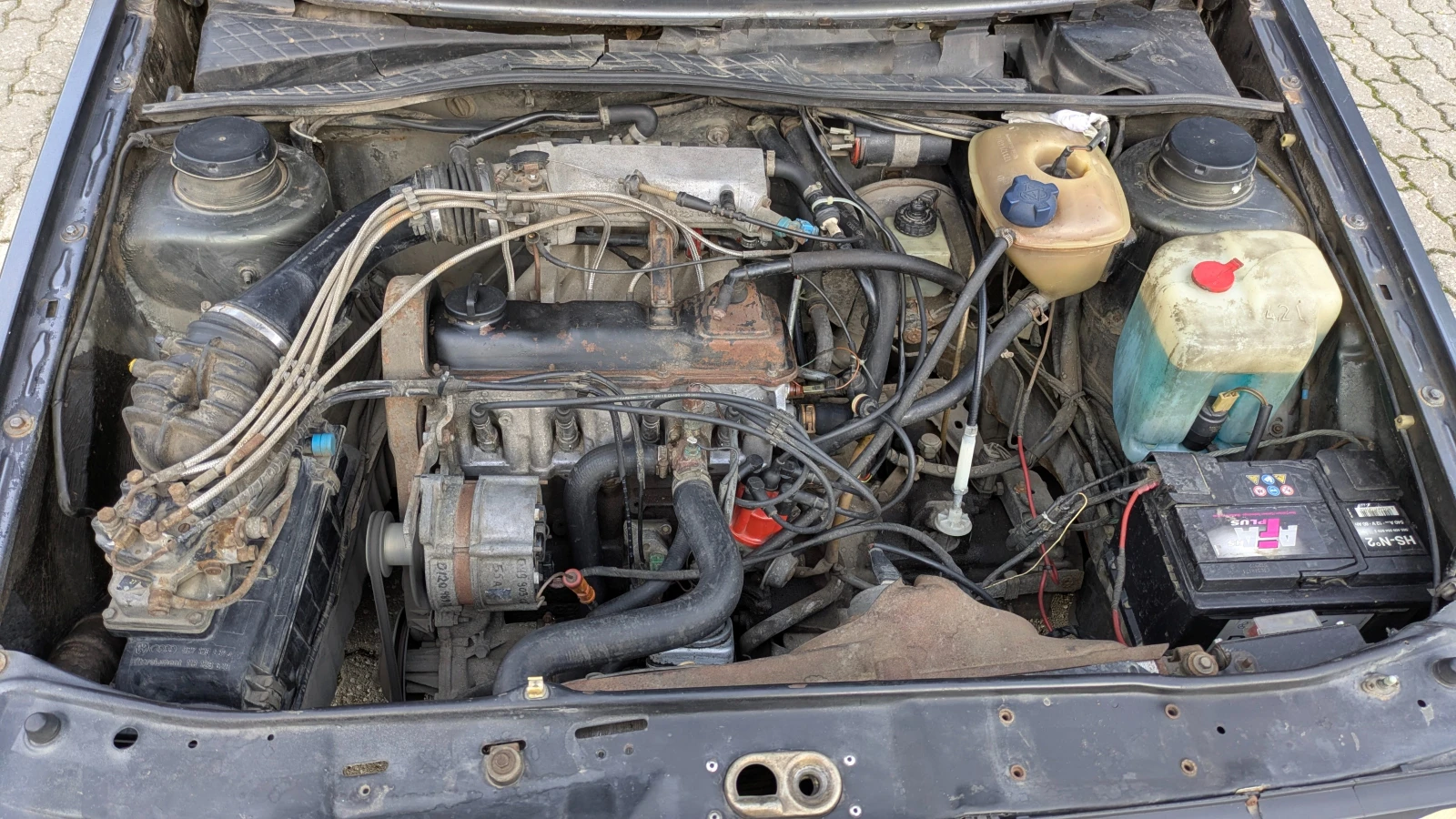 VW Golf 1.8 GTI, снимка 10 - Автомобили и джипове - 54874812
