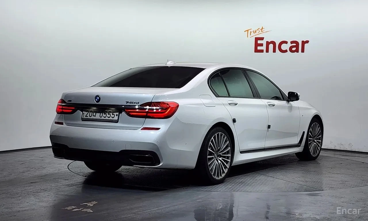 BMW 740 | ФИКСИРАНА ЦЕНА ДО БЪЛГАРИЯ | , снимка 2 - Автомобили и джипове - 55268401