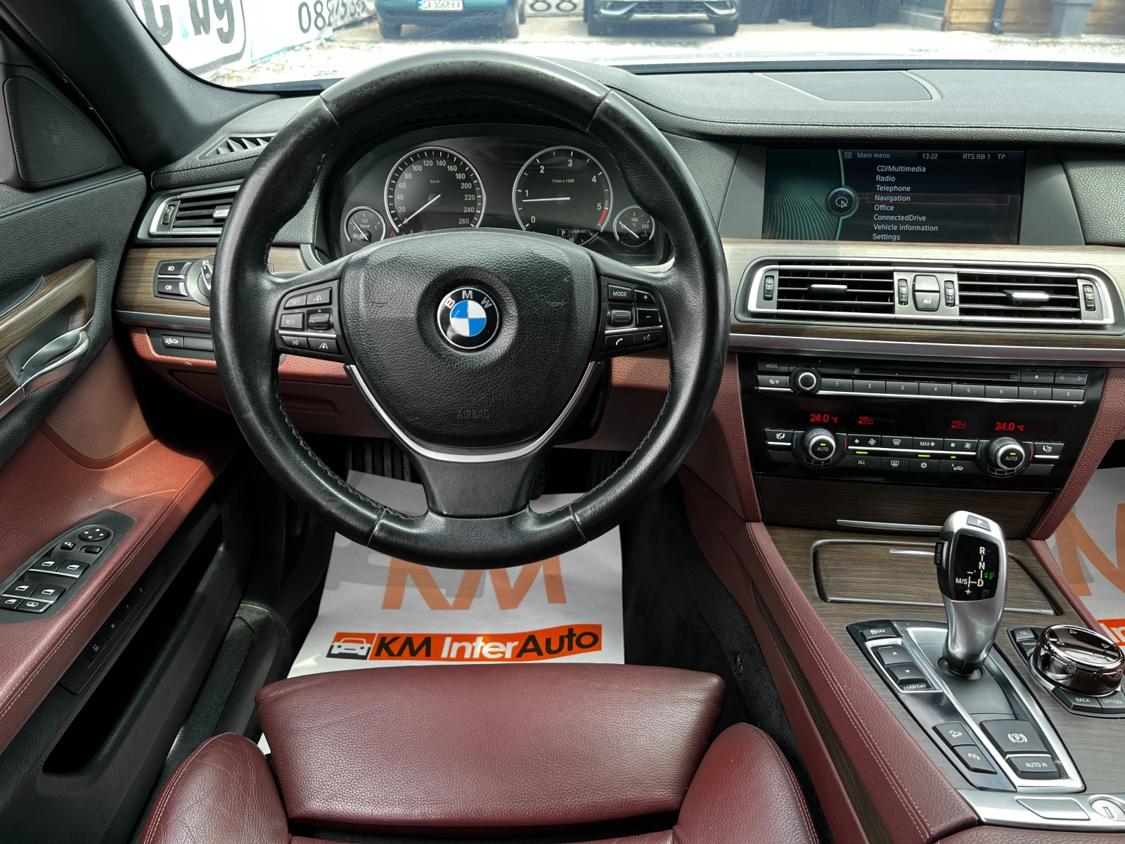 BMW 740 d xDrive/NAVI/SoftClose/ТОП, снимка 10 - Автомобили и джипове - 55406986