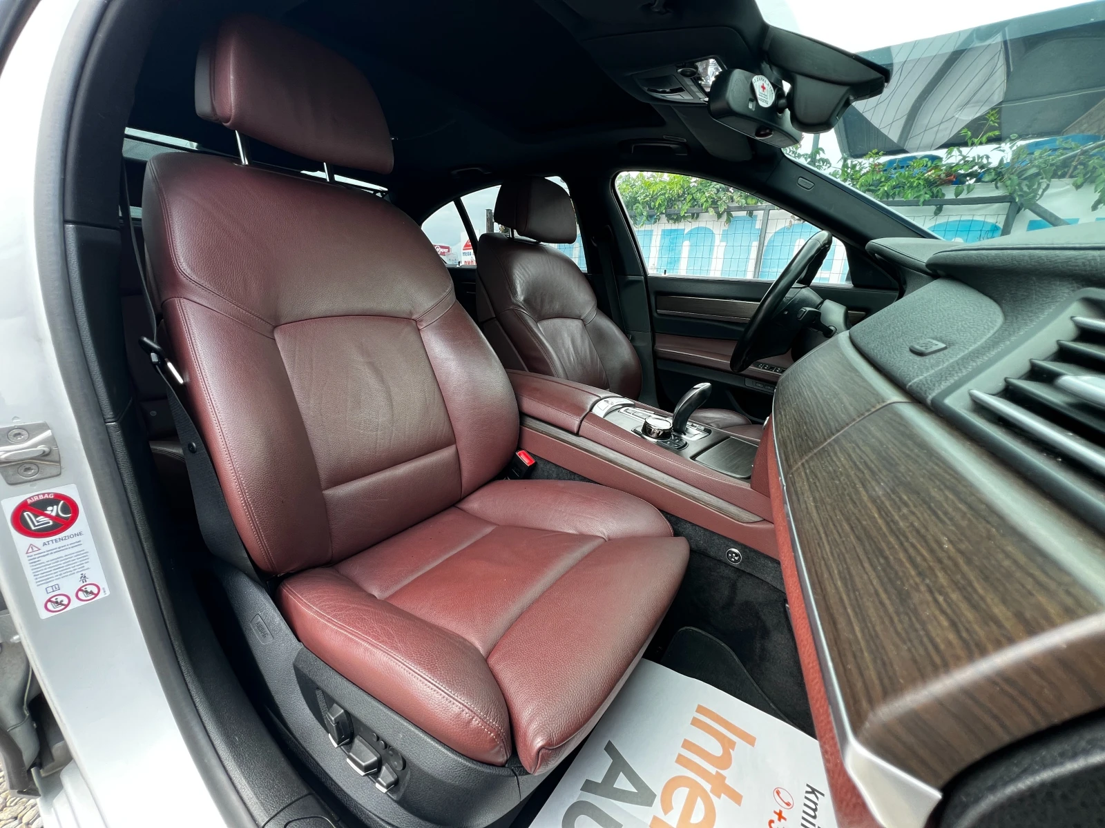 BMW 740 d xDrive/NAVI/SoftClose/ТОП, снимка 15 - Автомобили и джипове - 55406986