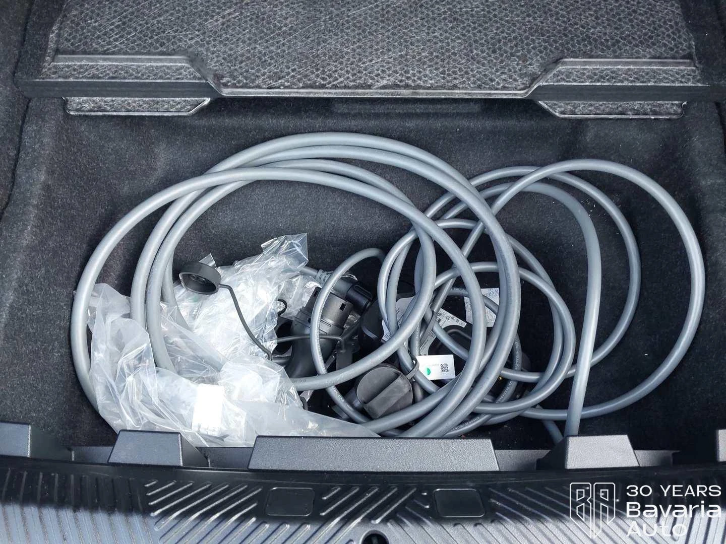BMW i5 40 xDrive M Sport Paket, снимка 15 - Автомобили и джипове - 55597911