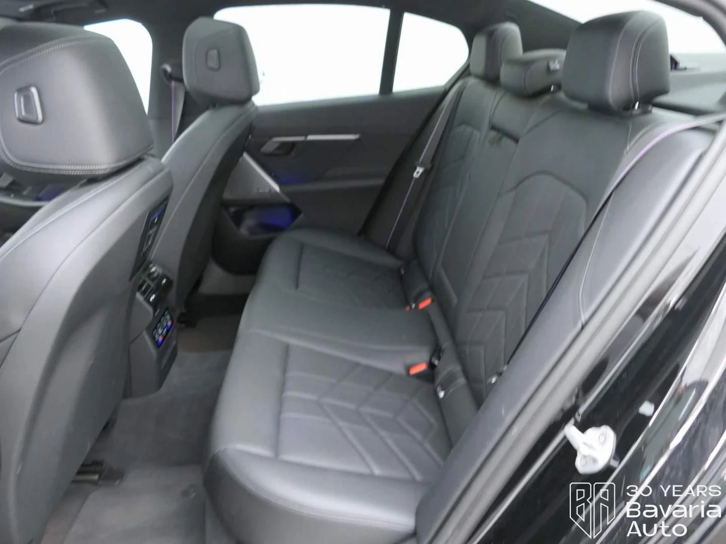 BMW i5 40 xDrive M Sport Paket, снимка 8 - Автомобили и джипове - 55597911