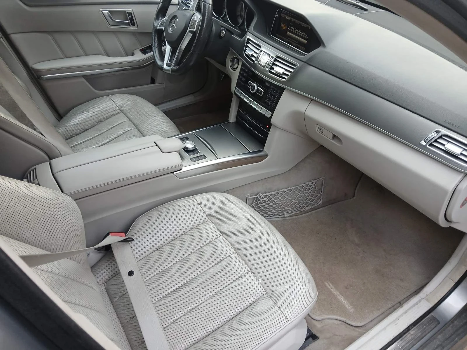 Mercedes-Benz E 350 CDI 4MATIC, снимка 8 - Автомобили и джипове - 55884711