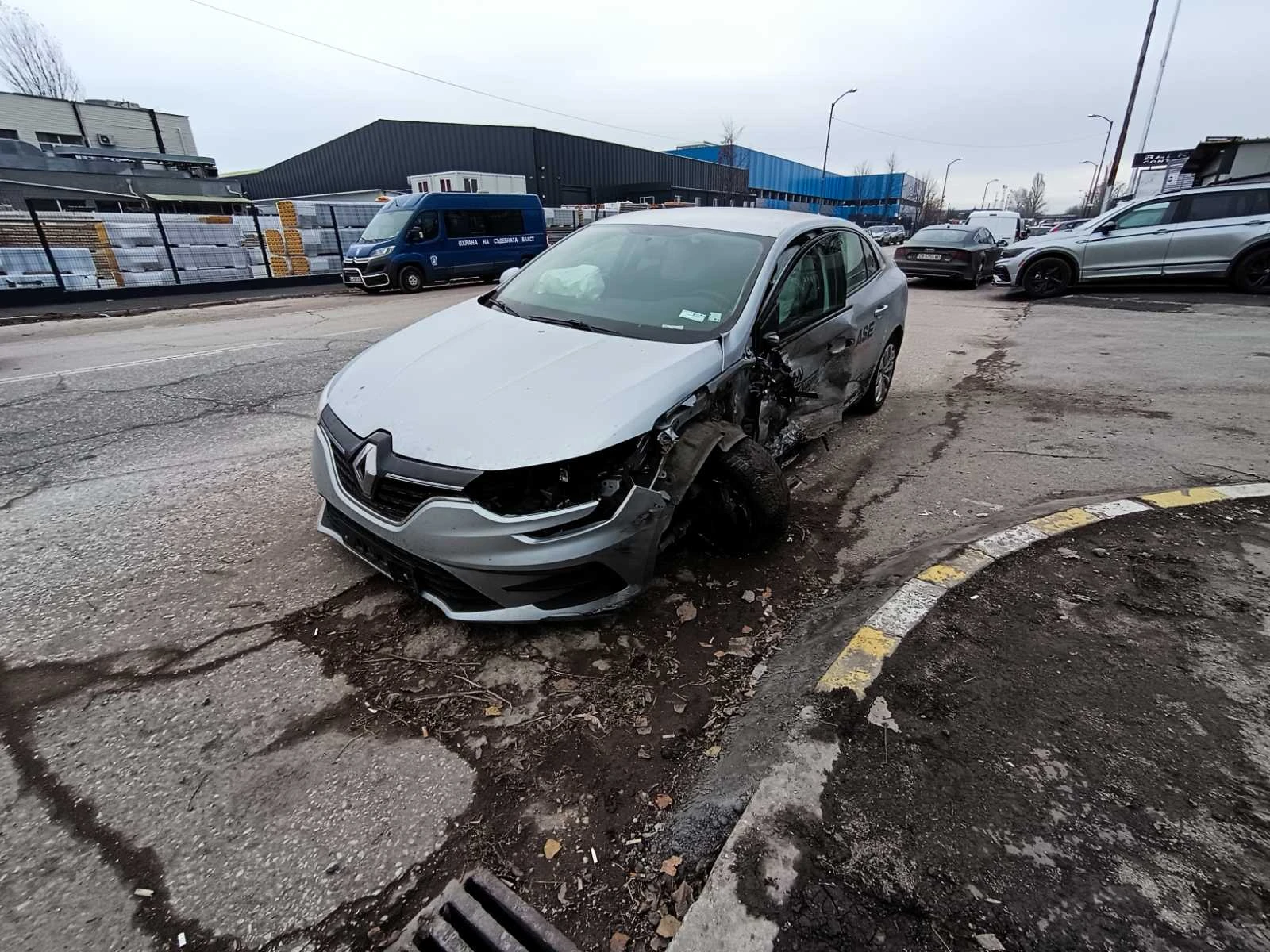 Renault Megane 1.6 DCI , снимка 3 - Автомобили и джипове - 56430417