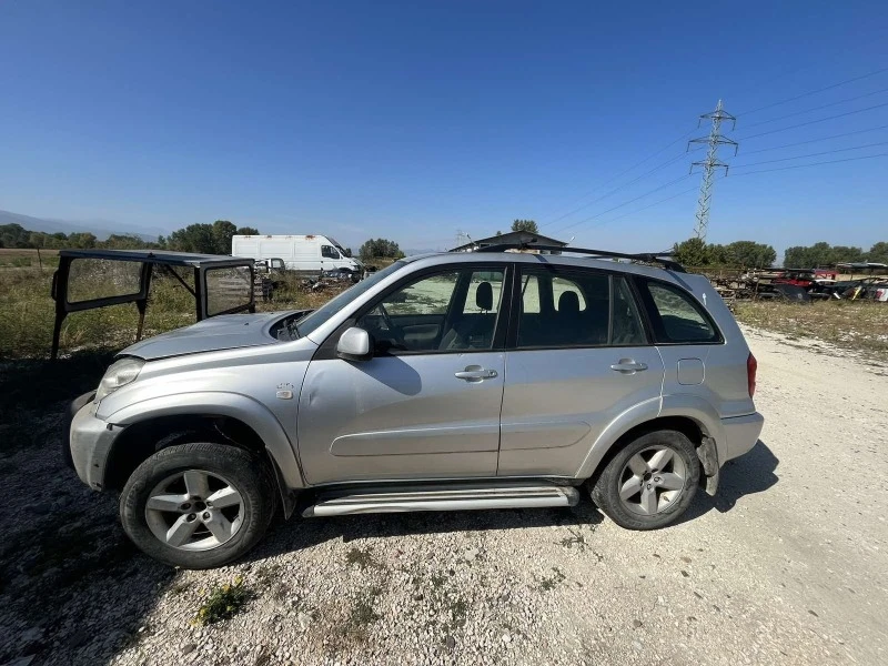 Toyota Rav4 2.0D4D, снимка 2 - Автомобили и джипове - 46560706