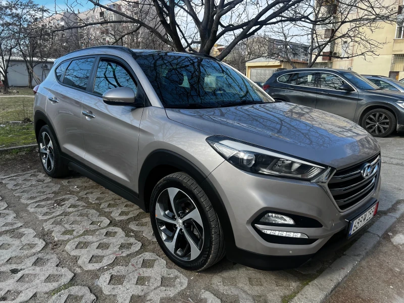 Hyundai Tucson Панорама Кожа , снимка 3 - Автомобили и джипове - 49137691