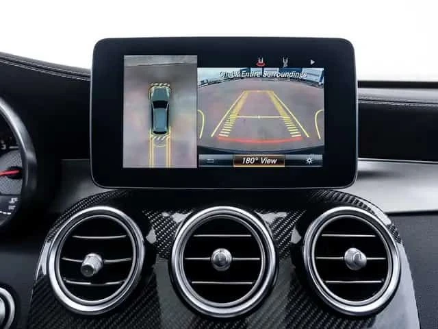 Mercedes-Benz GLC 63 AMG S * Carbon * 360 * BURMESTER * PANO, снимка 16 - Автомобили и джипове - 54416347