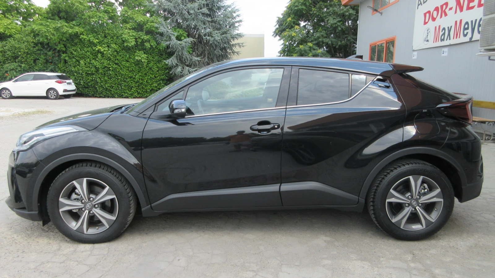 Toyota C-HR HYBRID-122HP - изображение 8