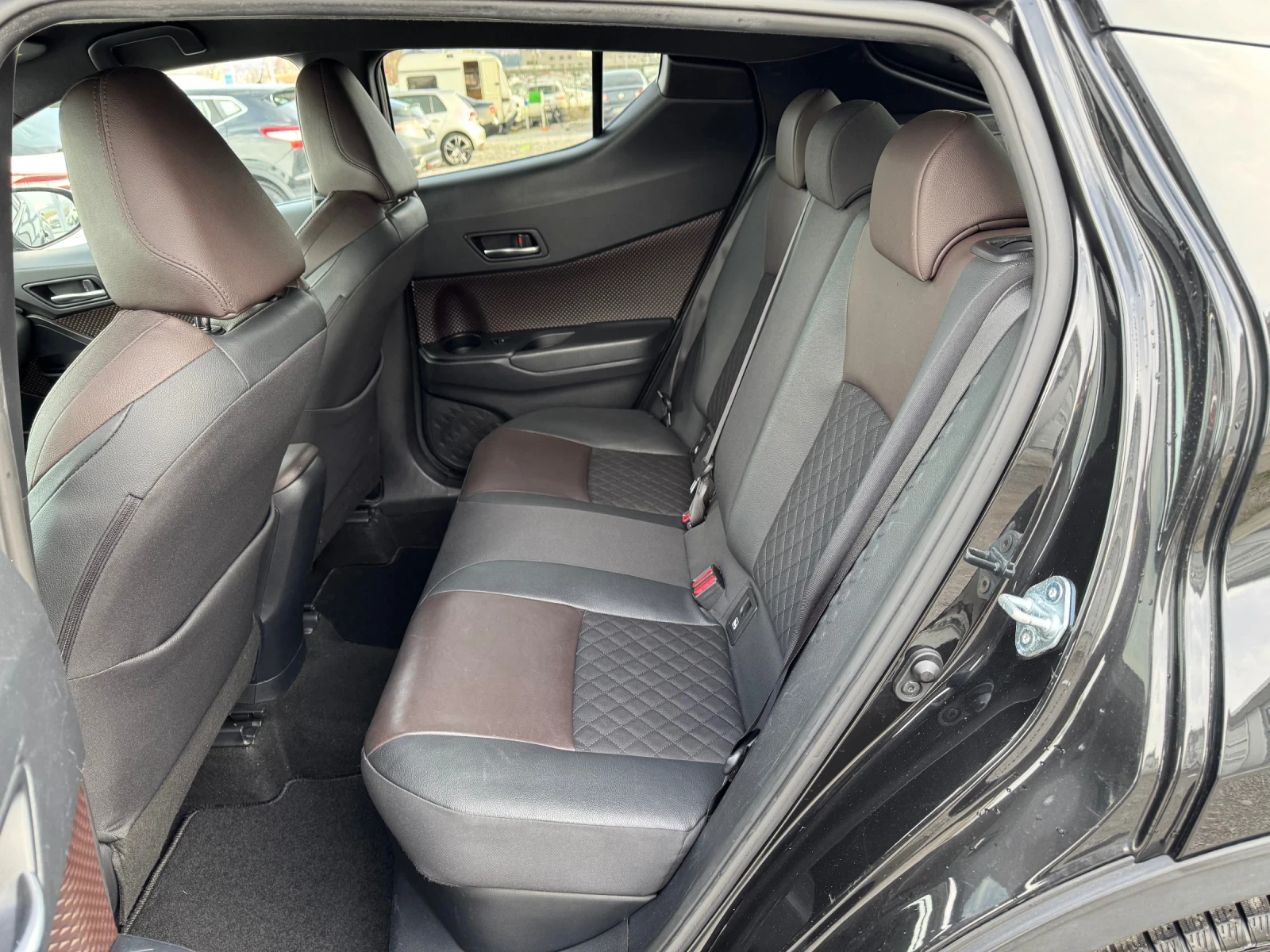 Toyota C-HR 1.8 HYBRID/LOUNGE/90.000��/���� | Mobile.bg � ����������� 16