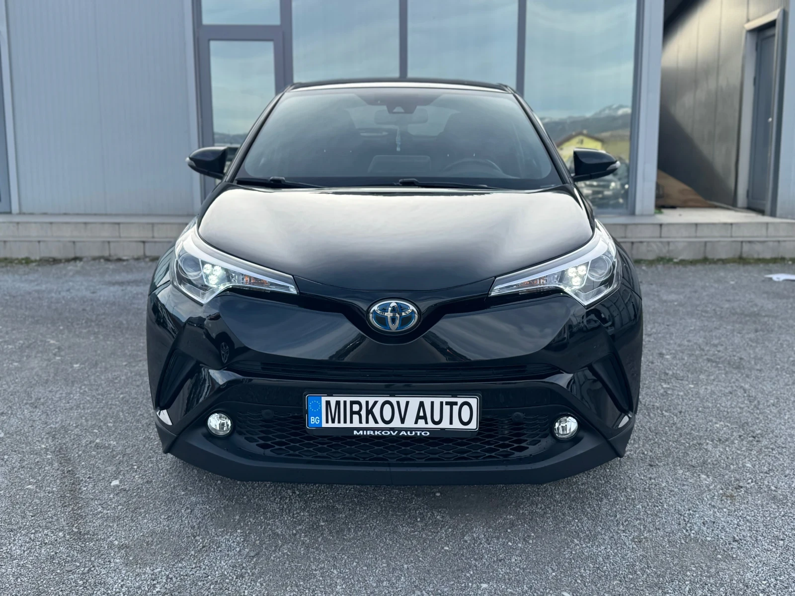 Toyota C-HR 1.8 HYBRID/LOUNGE/90.000км/НОВА - изображение 2