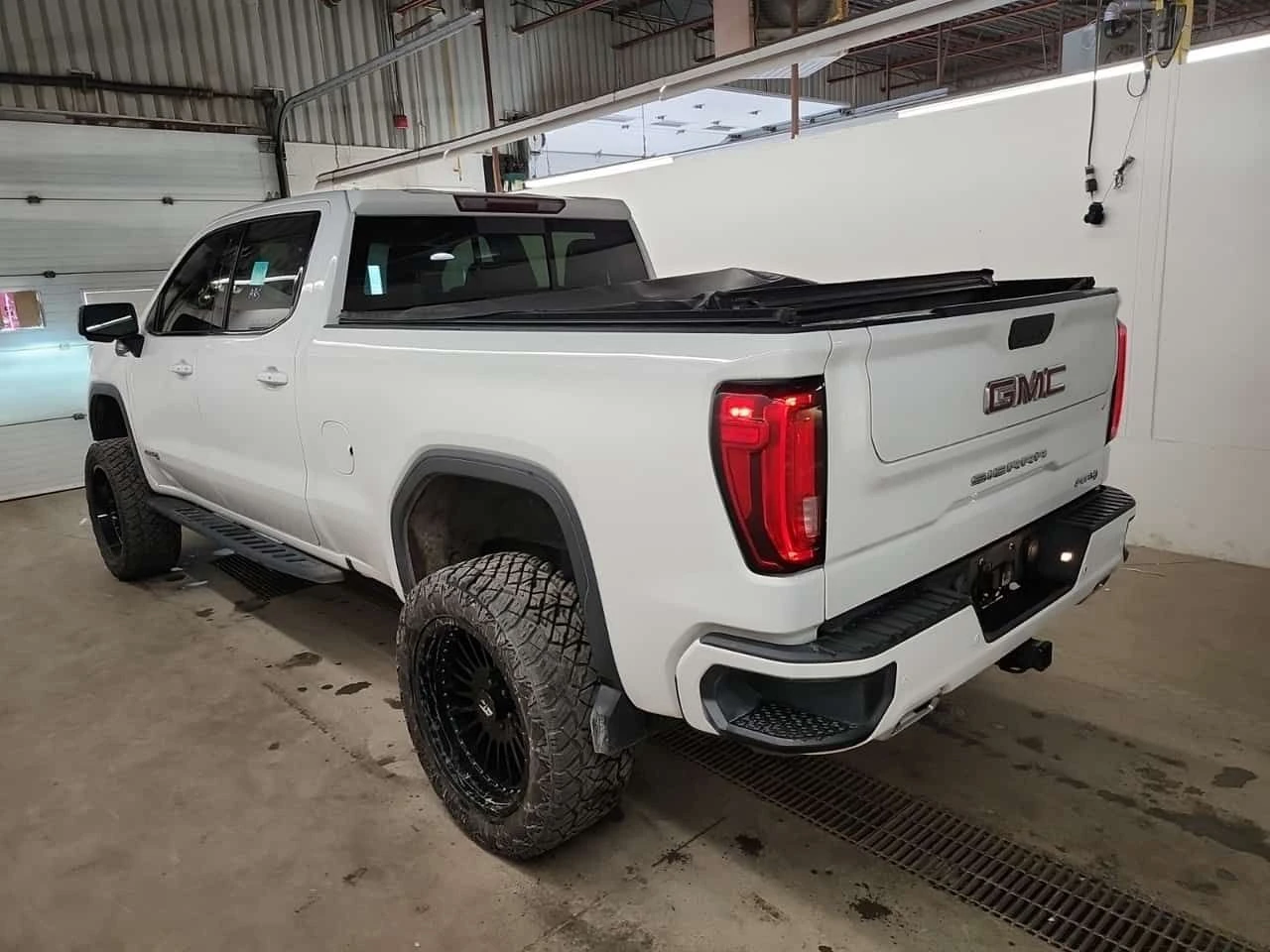 Gmc Sierra * AT4 CREW CAB * ������ ���������������� �� FORD*  | Mobile.bg � ����������� 4