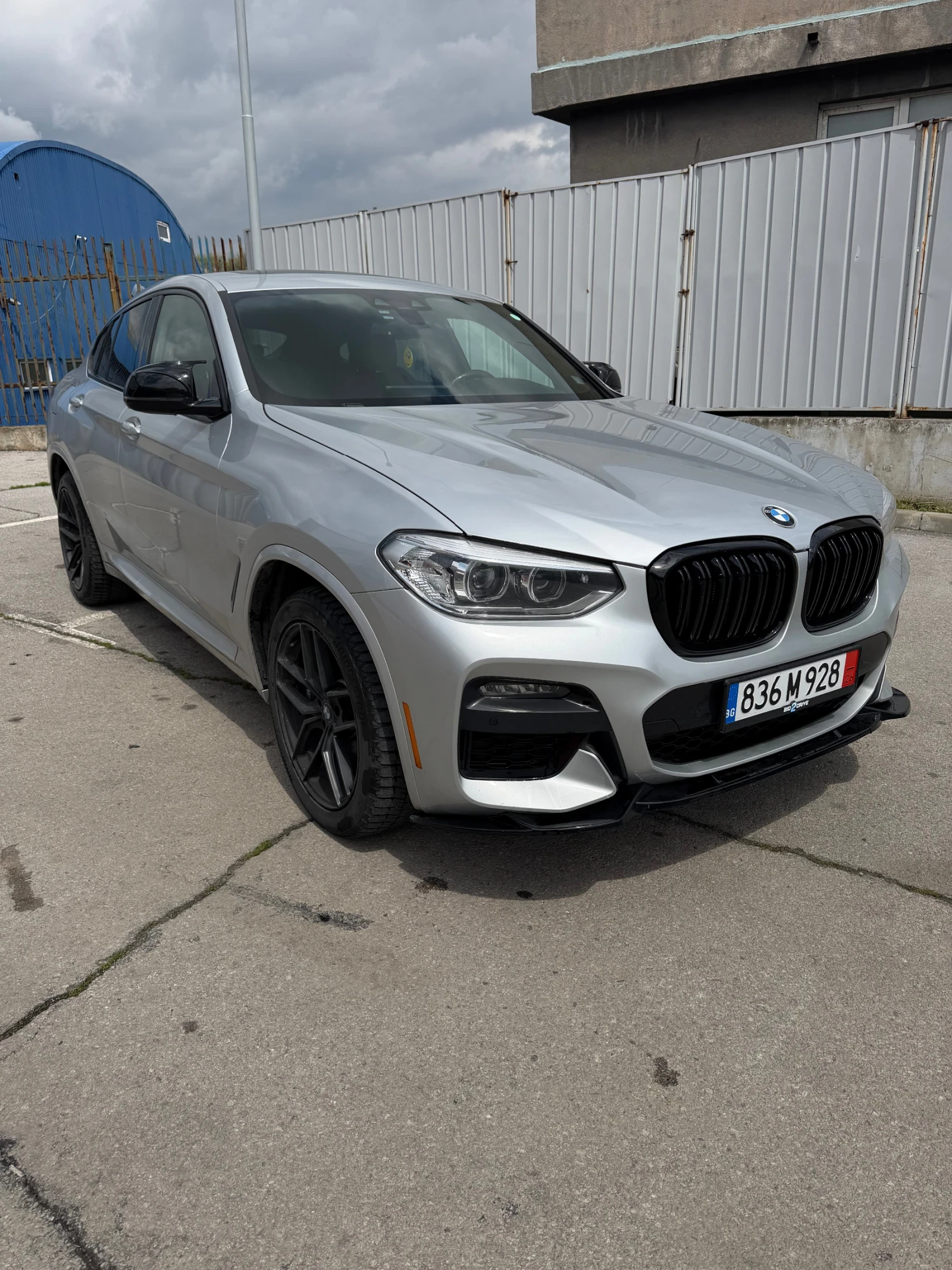 BMW X4 Xdrive3.0i* Mpackage* Keyless* Ambient* Headup, снимка 2 - Автомобили и джипове - 54283005