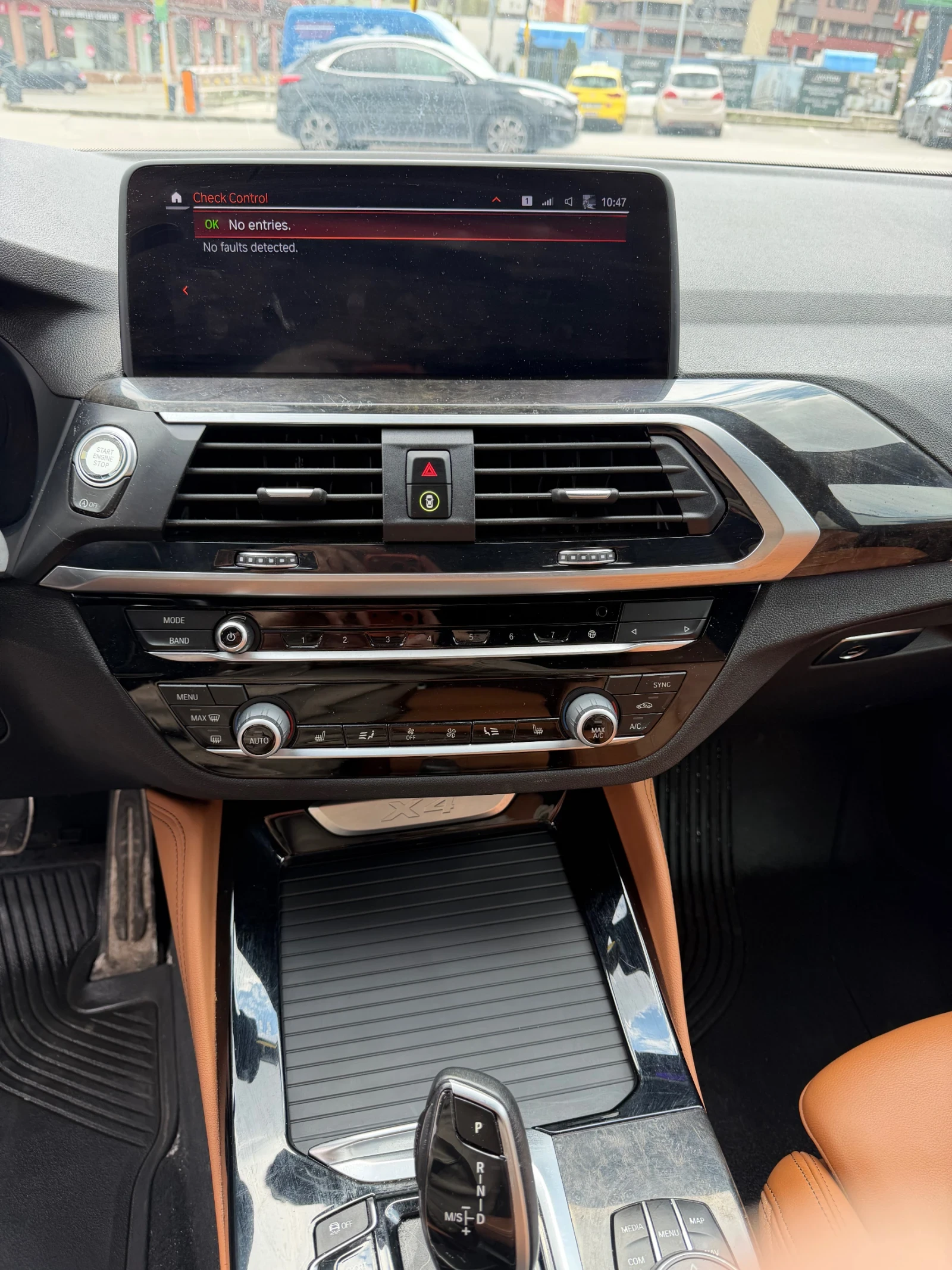 BMW X4 Xdrive3.0i* Mpackage* Keyless* Ambient* Headup, снимка 15 - Автомобили и джипове - 54283005