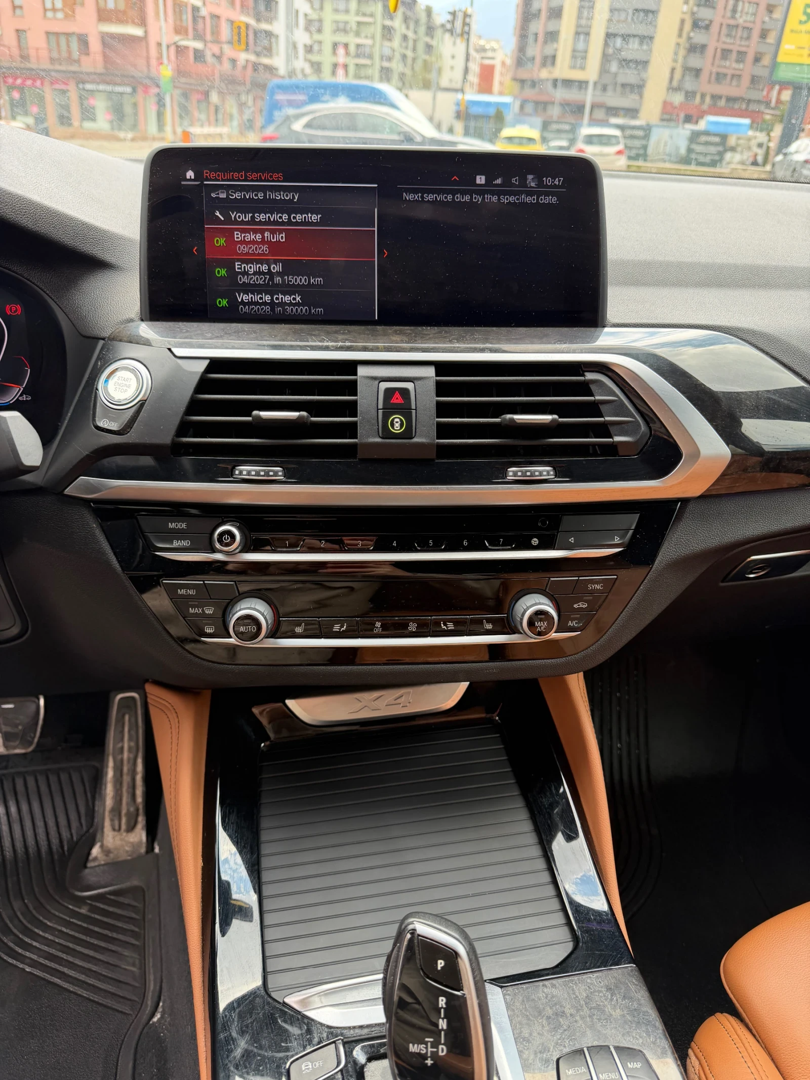 BMW X4 Xdrive3.0i* Mpackage* Keyless* Ambient* Headup, снимка 14 - Автомобили и джипове - 54283005