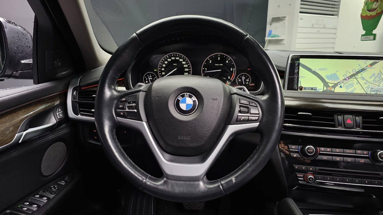 BMW X6 xDrive30d* HEAD UP* 360 CAMS, снимка 5 - Автомобили и джипове - 54563720