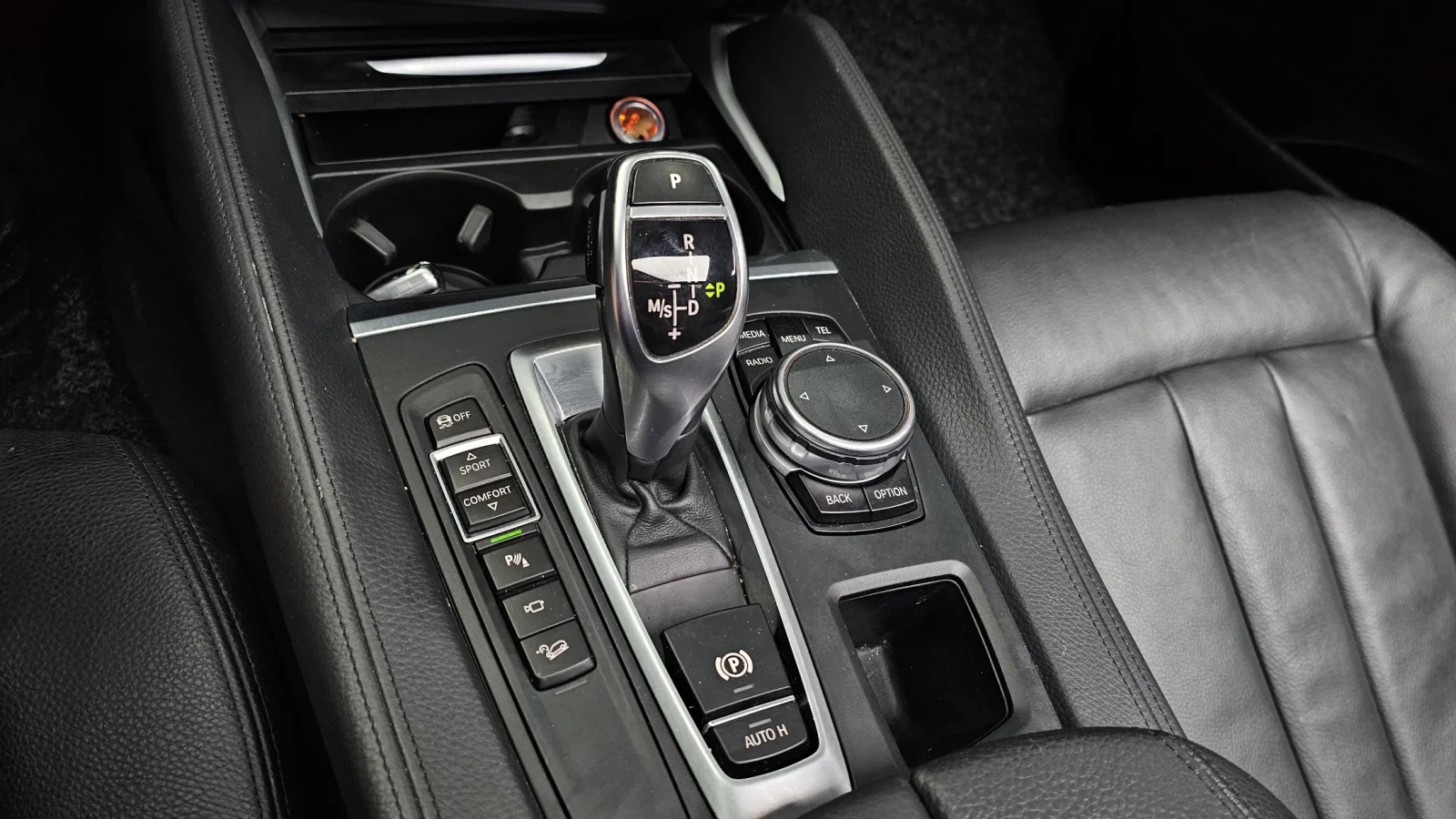 BMW X6 xDrive30d* HEAD UP* 360 CAMS, снимка 16 - Автомобили и джипове - 54563720