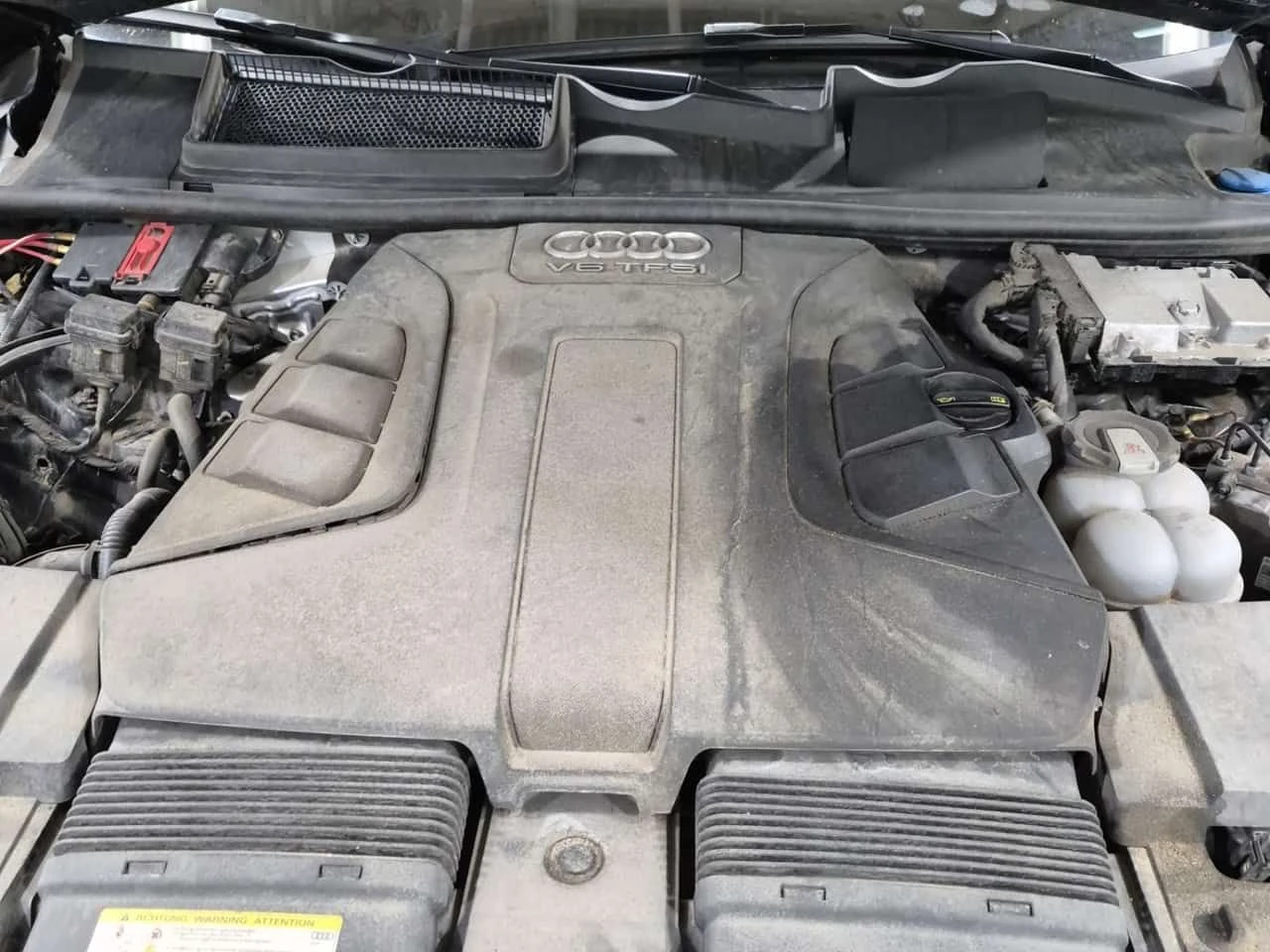 Audi Q7 * TECHNIK * CARFAX * ЦЕНА ДО БГ, снимка 16 - Автомобили и джипове - 54672099