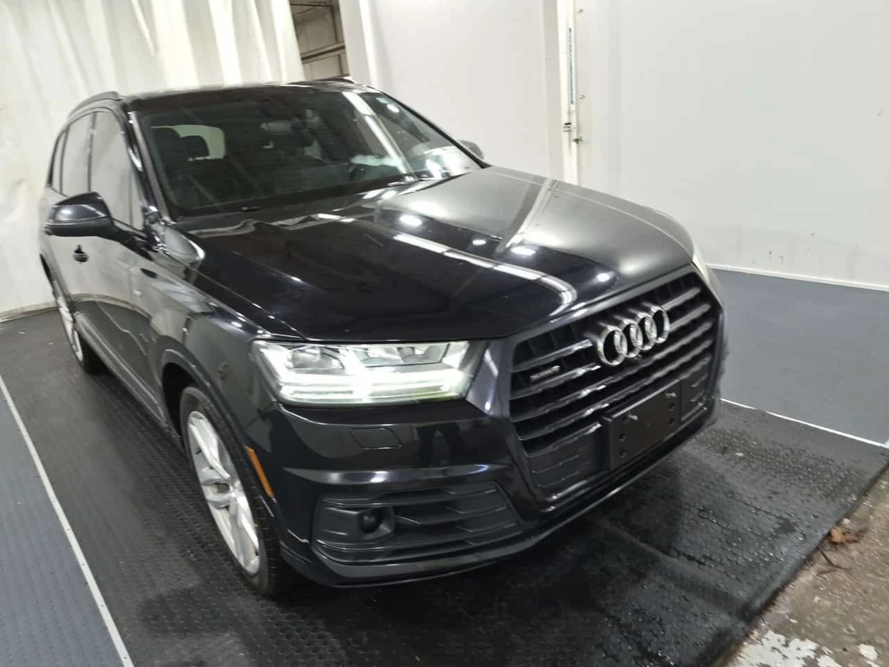 Audi Q7 * TECHNIK * CARFAX * ЦЕНА ДО БГ, снимка 2 - Автомобили и джипове - 54672099