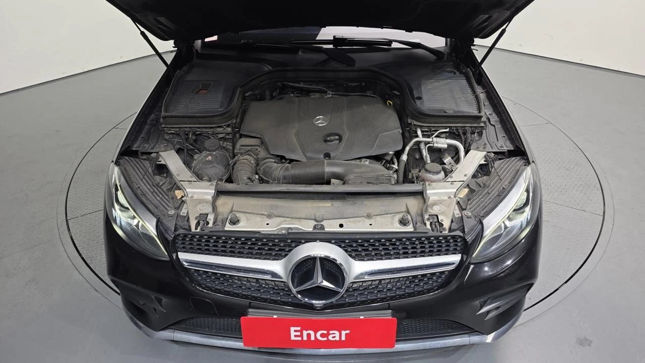 Mercedes-Benz GLC 220 AMG pack* Купе* Подгрев* Пано* 360* Lane assist, снимка 16 - Автомобили и джипове - 54751764