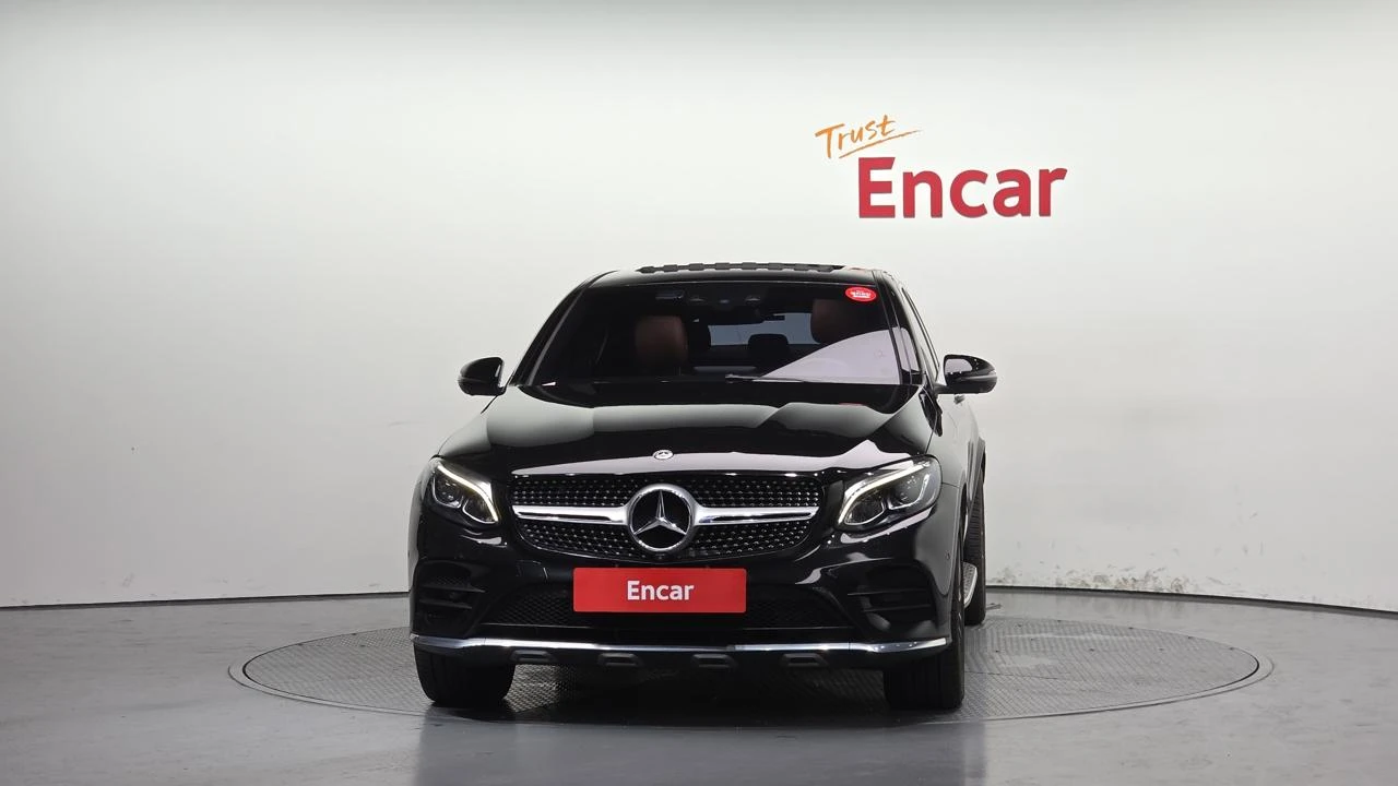 Mercedes-Benz GLC 220 AMG pack* Купе* Подгрев* Пано* 360* Lane assist, снимка 2 - Автомобили и джипове - 54751764