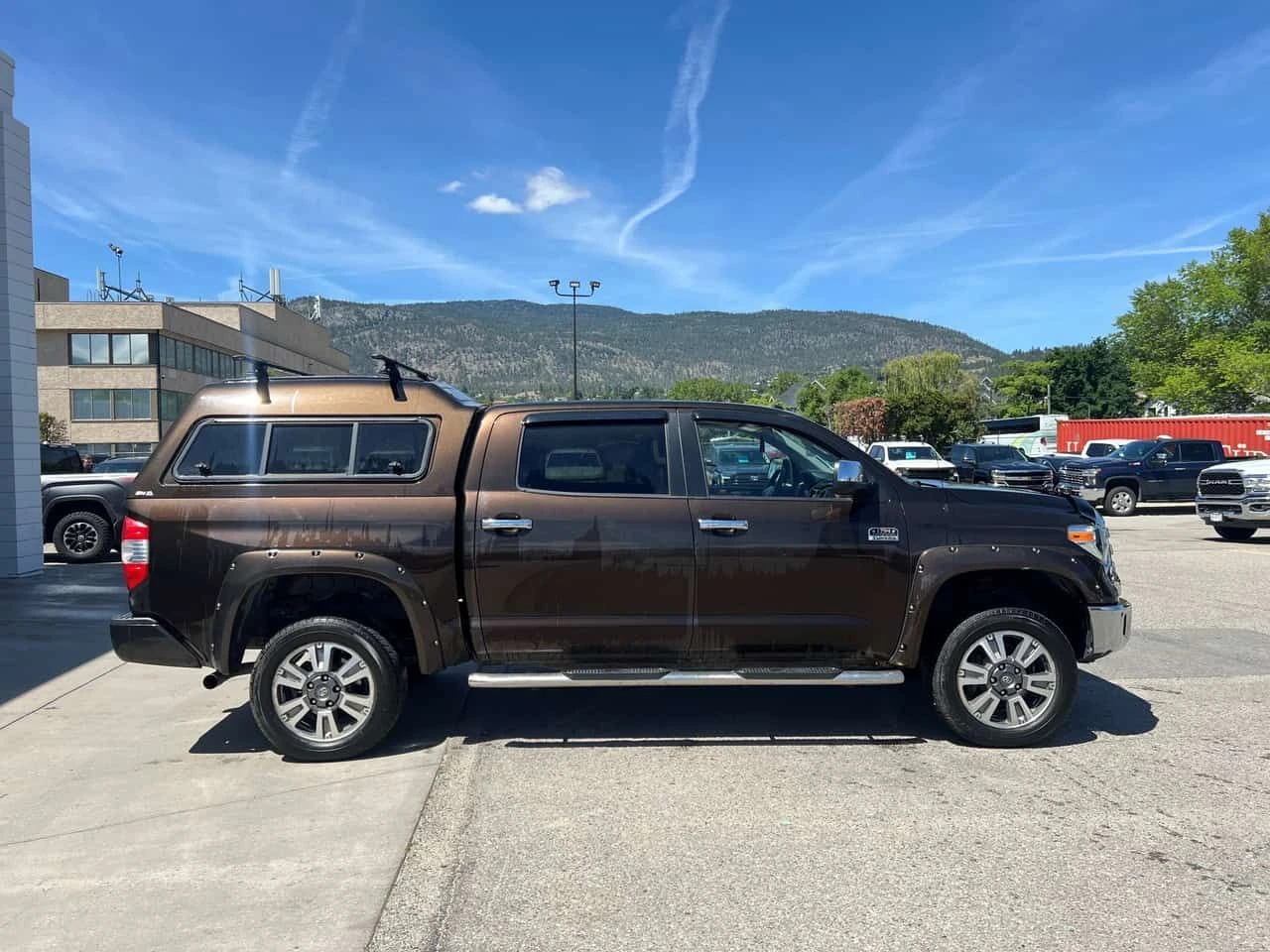 Toyota Tundra | Platinum | 1794 EDITION | CARFAX | Mobile.bg � ����������� 4