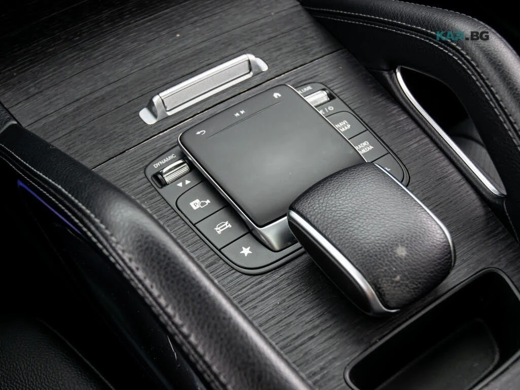 Mercedes-Benz GLE 4MATIC* PANORAMA* HEAD-UP* АвтоКредит(ЦЕНА ДО БГ), снимка 15 - Автомобили и джипове - 54788779