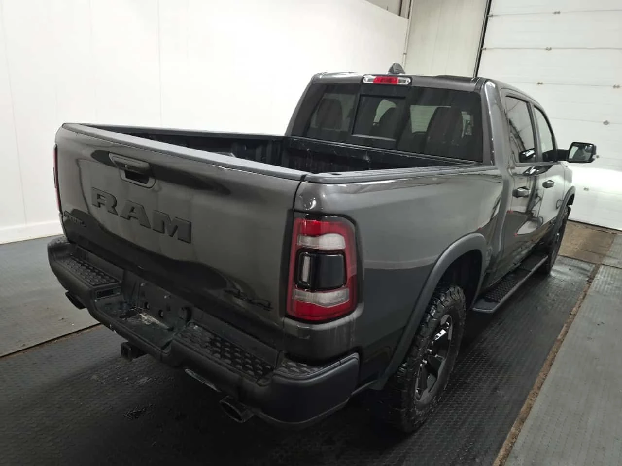 Dodge RAM 1500 * Rebel * 5.7 HEMI * АВТОКРЕДИТ, снимка 12 - Автомобили и джипове - 54811830