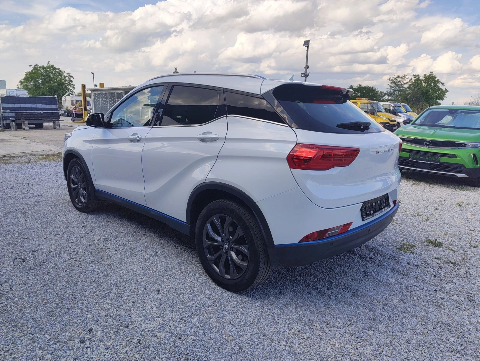 DONGFENG E3 Seres 3 54kw Exclusive  , снимка 4 - Автомобили и джипове - 54837382