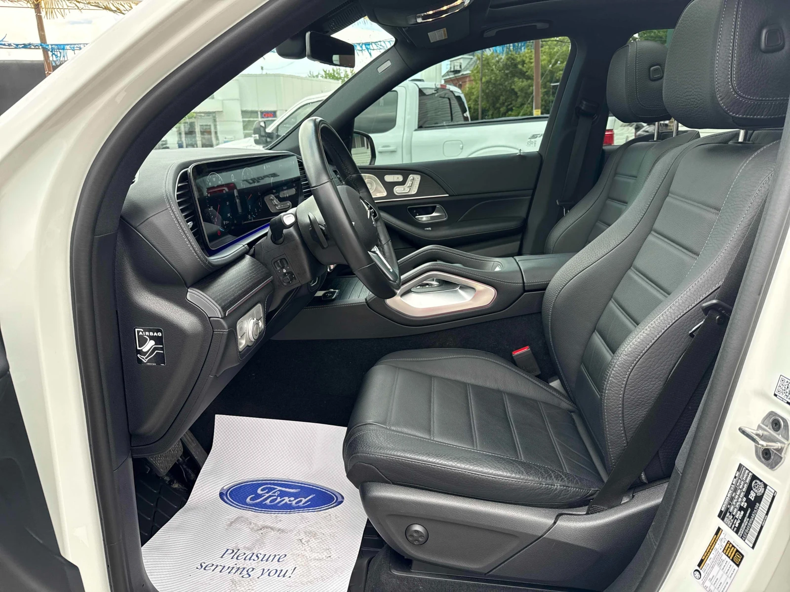 Mercedes-Benz GLE 350 ПАНОРАМА * ПОДГРЕВИ * CARFAX * АВТО КРЕДИТ * , снимка 7 - Автомобили и джипове - 54974914
