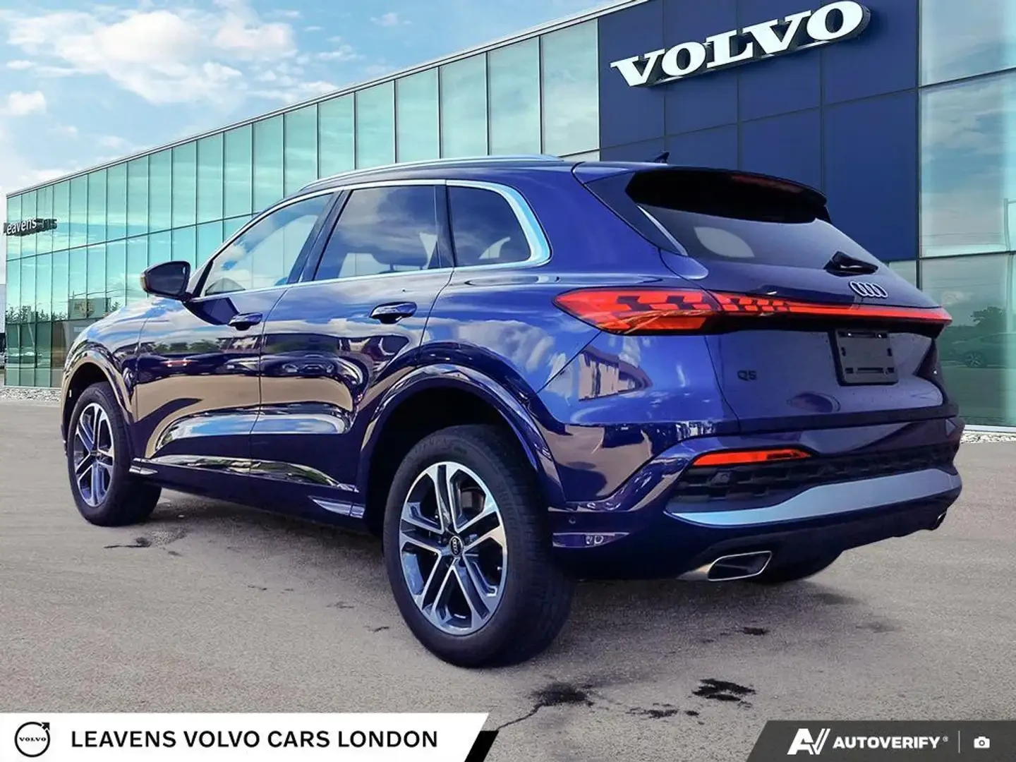 Audi Q5 2.0* MATRIX* S* LINE* 360КАМЕРА* LANE* ASSIST* , снимка 2 - Автомобили и джипове - 55787877