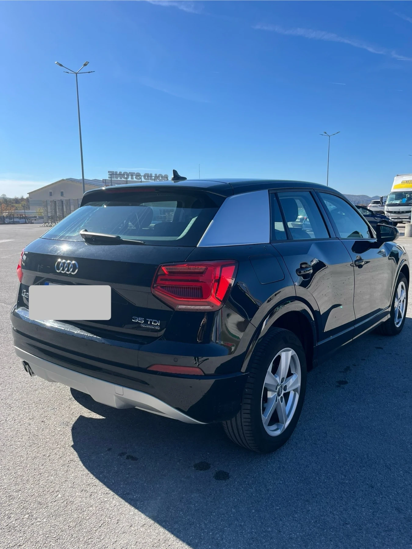 Audi Q2, снимка 3 - Автомобили и джипове - 56110181