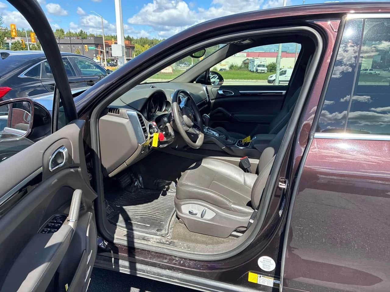 Porsche Cayenne * AWD * CARFAX * ОТ ПРЕДСТАВИТЕЛСТВО * , снимка 16 - Автомобили и джипове - 56278970