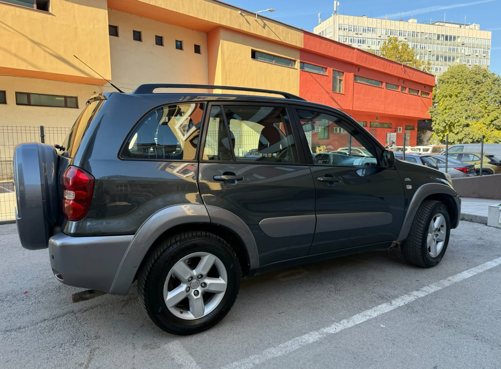 Toyota Rav4 2.0 D- 4D Exclusive, снимка 6 - Автомобили и джипове - 56395264